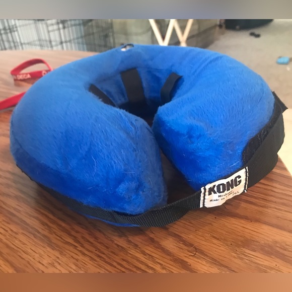 KONG Cloud Collar for Dogs - Size Medium - Picture 6 of 7